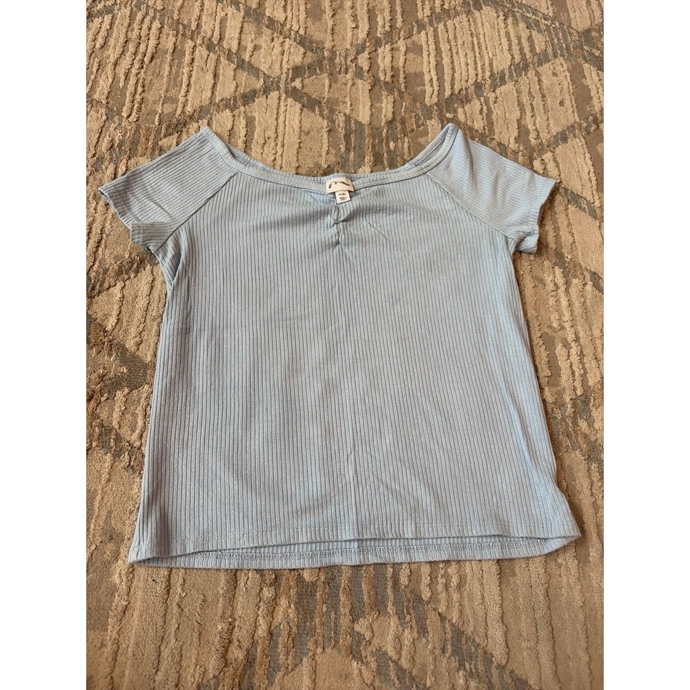 girls art class top XL tee light blue